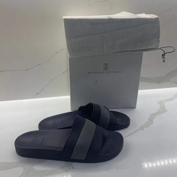 Brunello Cucinelli sliders size 42 new with box and one bag